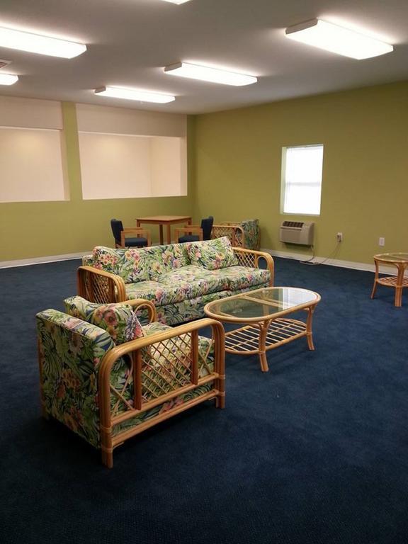 Lewiston Hall Hostel Foley Dış mekan fotoğraf