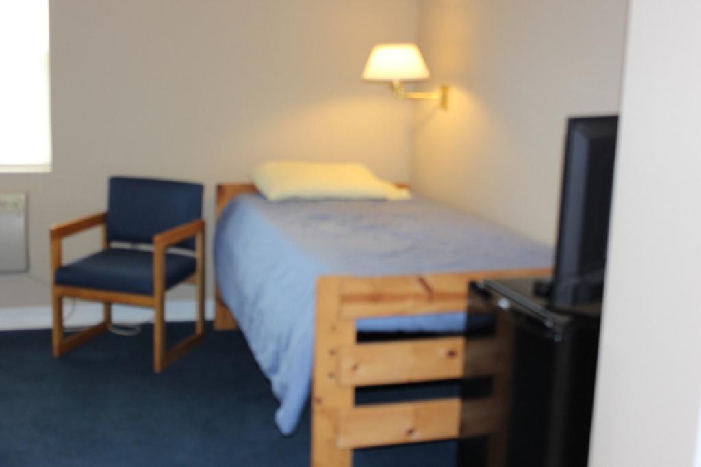 Lewiston Hall Hostel Foley Oda fotoğraf
